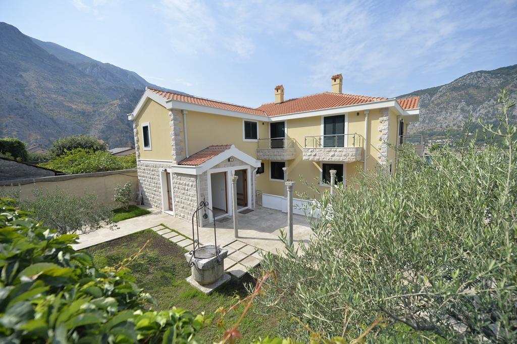 Apartments Los Olivos Kotor Buitenkant foto